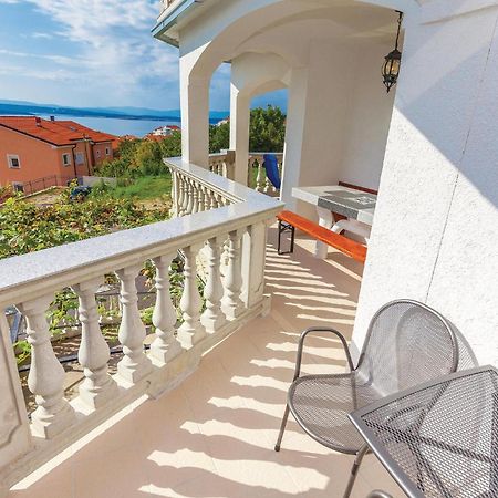 Nice Apartment In Crikvenica With Kitchen エクステリア 写真